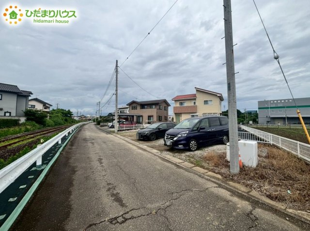 本庄市児玉町児玉　中古戸建の前面道路含む現地写真