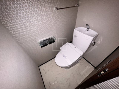 【トイレ】 | ブエナビスタ西天満 | ブエナビスタ西天満　温水洗浄便座