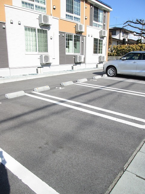 カーサ　エヌの駐車場|駐車場