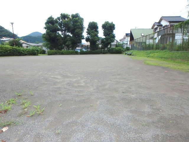  | 高尾　美山町 | ■美山児童遊園ー徒歩約１分