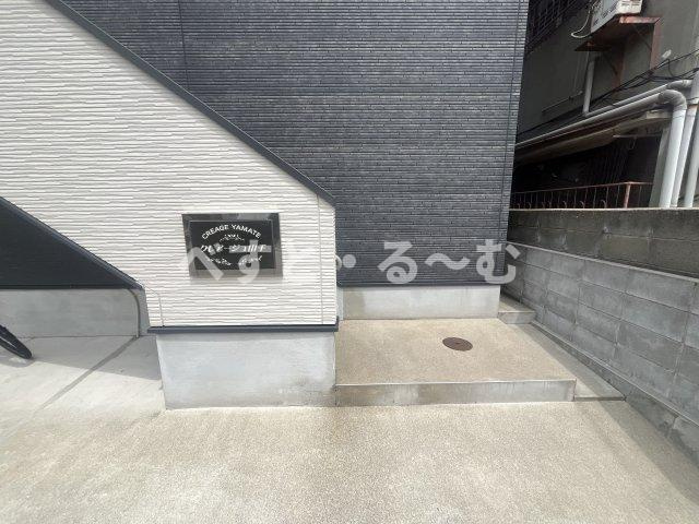 クレア―ジュ山手のエントランス