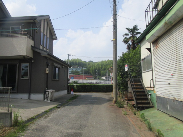 横浜市都筑区勝田町の倉庫
