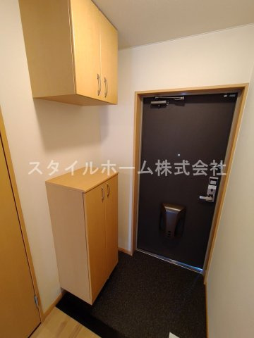 グランデール栄の玄関|イメージ写真です。