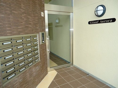 【エントランス】 | グランアウローラⅧ