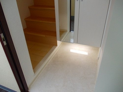 【玄関】 | グランアウローラⅧ