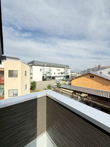 太秦川所町　の前面道路含む現地写真