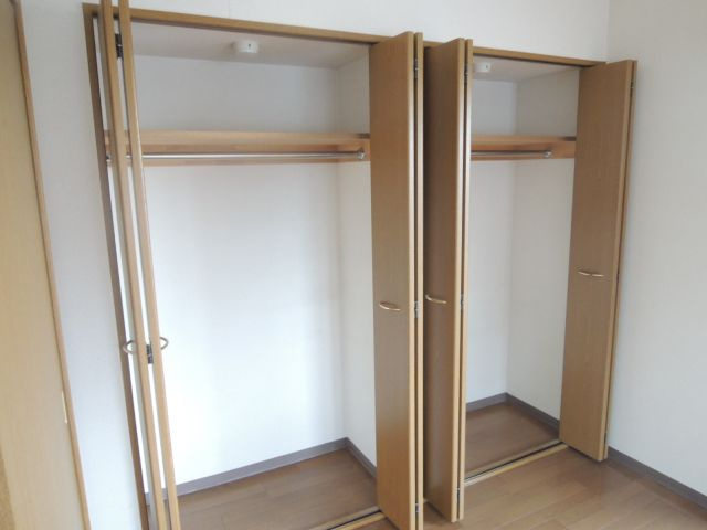 コンフォール・ノグチの収納|別号室の参考写真です。