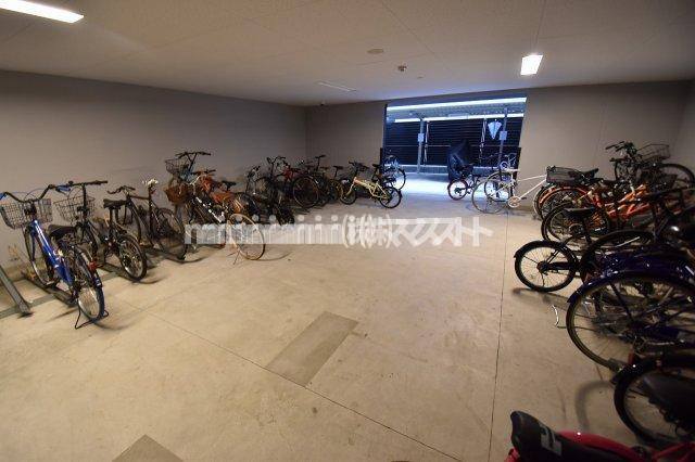 プレサンス心斎橋ニストのロビー