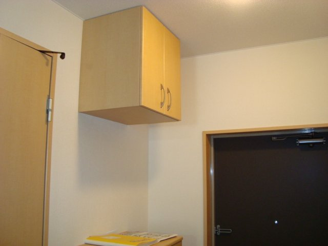 コスモステージの収納|玄関上収納