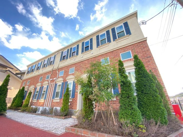 プリマルージュの外観