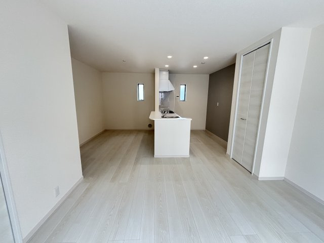 知立市牛田1丁目36『仲介手数料無料』新築戸建ての居間・リビング