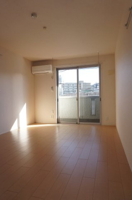 【寝室】 | コート権太坂 | コート権太坂　洋室