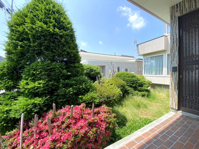 江別市幸町の庭|広々としたお庭もございます♪