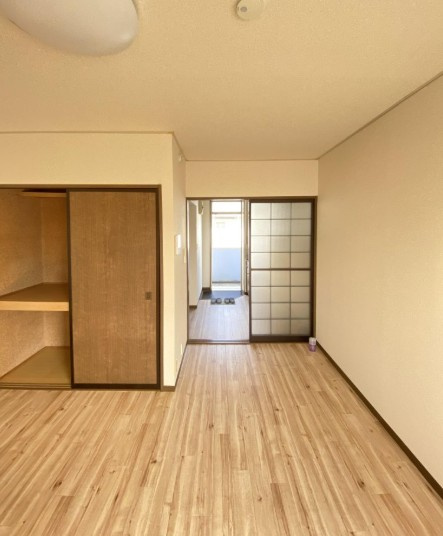 ブルーシャンBの内装