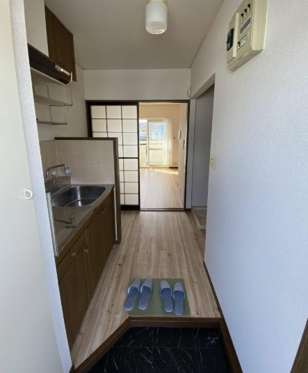 ブルーシャンBの玄関