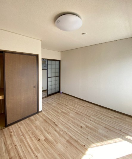 ブルーシャンBの内装