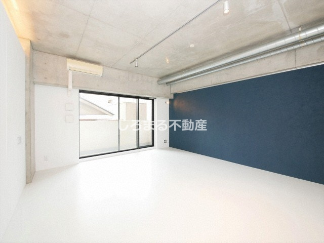 アーデンタワー南堀江の居間・リビング