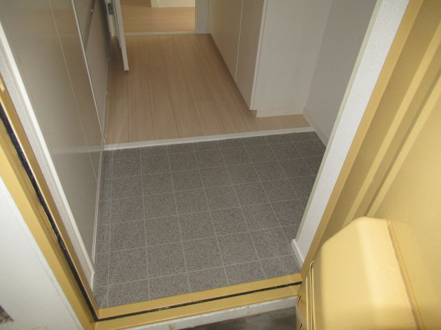 芦屋浜２ＬＤＫ（4街区）の玄関|大型のシューズボックスを設置しました