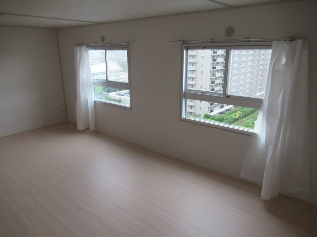 芦屋浜２ＬＤＫ（4街区）の洋室|使い勝手のいい洋室です