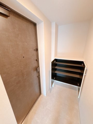 【玄関】 | ブランシエスタ都島通