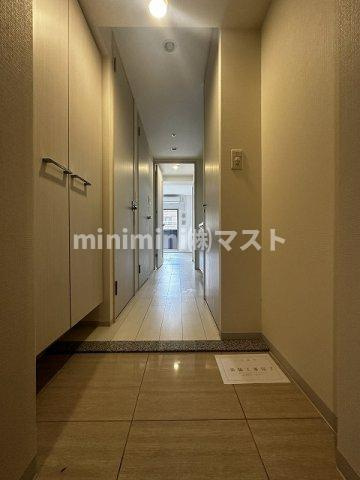 大阪市西区本田２丁目の賃貸マンションの玄関