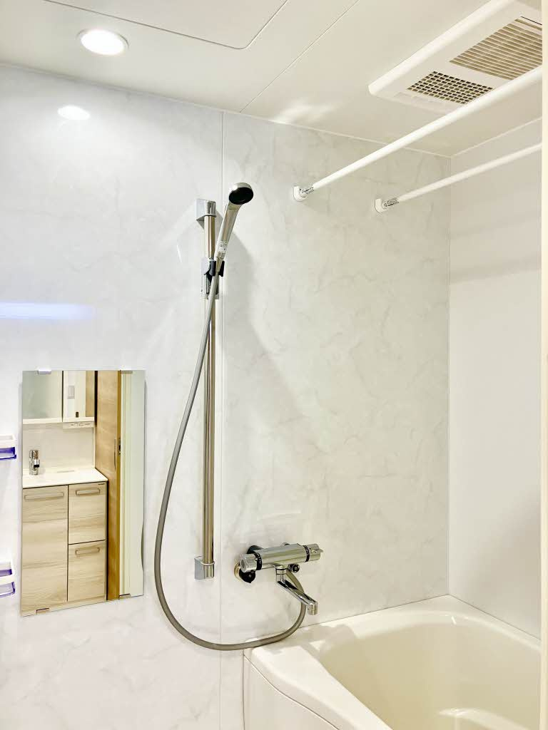 サンディスク米山　Ｃの浴室