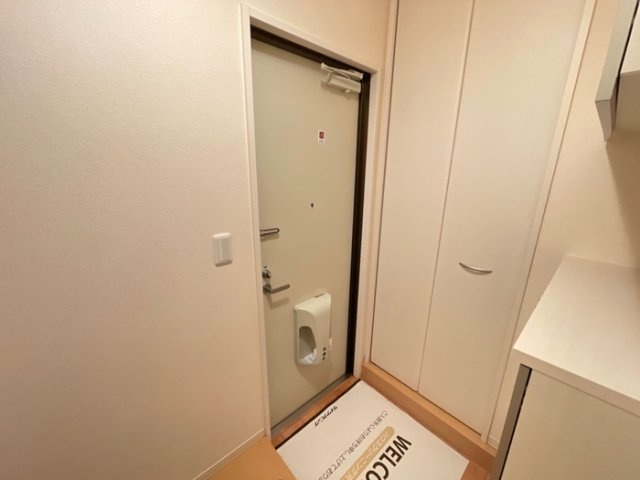 ヴェルデ　壱町田の玄関