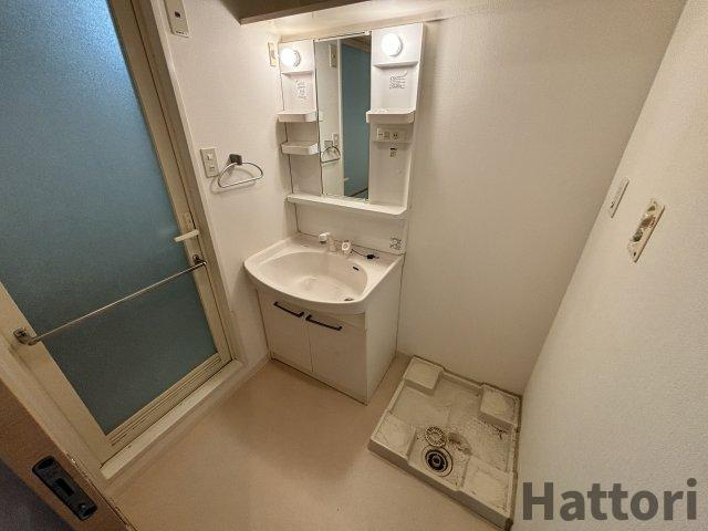 ルーヴェンブルン豊津の独立洗面台