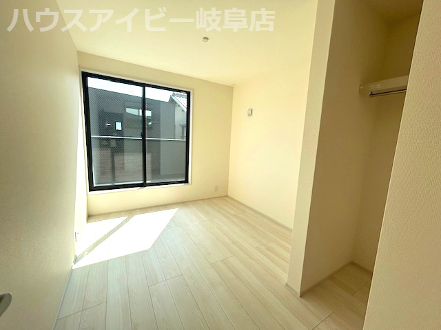 【洋室】の画像