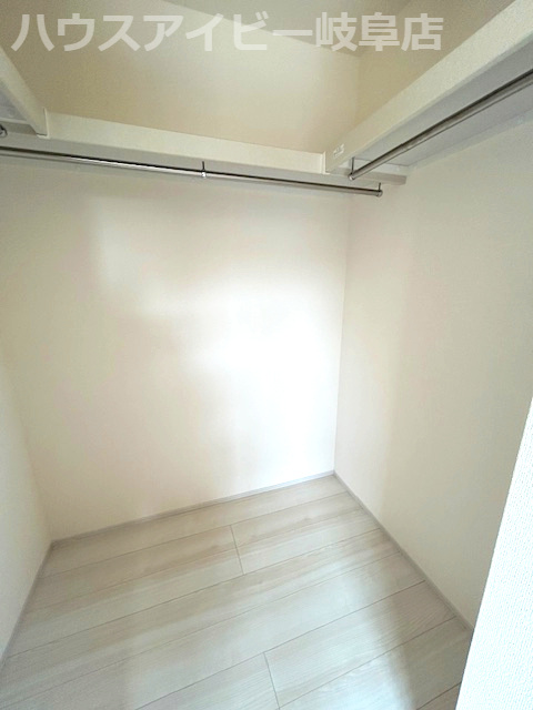 【洋室】の画像