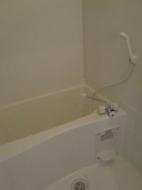 アイビーコート弐番館の浴室