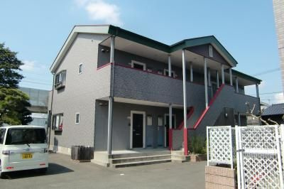 アイビーコート弐番館の玄関