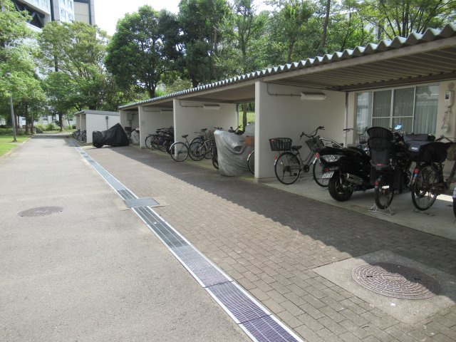芦屋浜３ＬＤＫ（5街区）のその他共用部分|駐輪場です