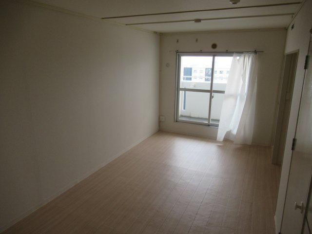 芦屋浜３ＬＤＫ（5街区）の居間・リビング|おしゃれな居間です