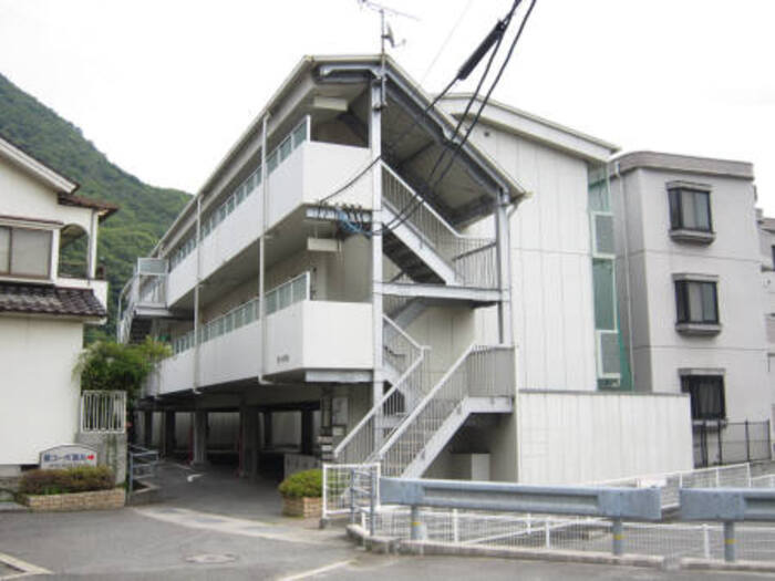 脇コーポ徳丸の外観