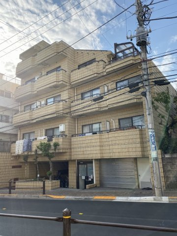 ラミアール佐々木の外観