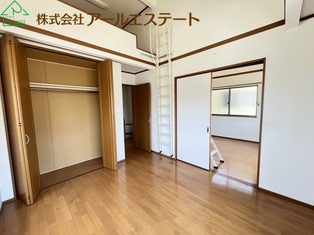 姫路市網干区新在家　　山陽電鉄「山陽網干駅」徒歩19分の寝室