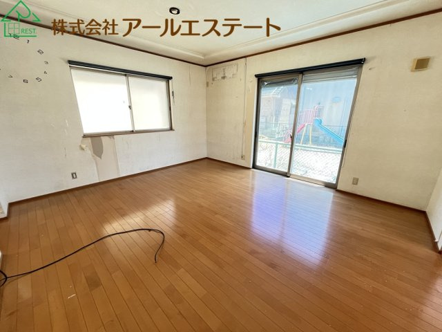 姫路市網干区新在家　　山陽電鉄「山陽網干駅」徒歩19分の居間・リビング