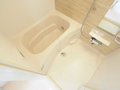 【浴室】 | フレッシュリーＡ | ◆不動産すまラボの新プラン◆入居時の費用負担0円で入居可能！カード作成不要・簡単5分の審査です♪お気軽にお尋ねください♪