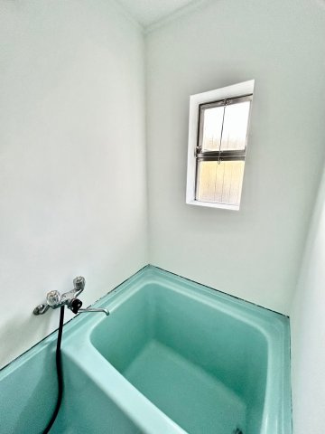 ハイツ丸栄のキッチン|キッチンに窓