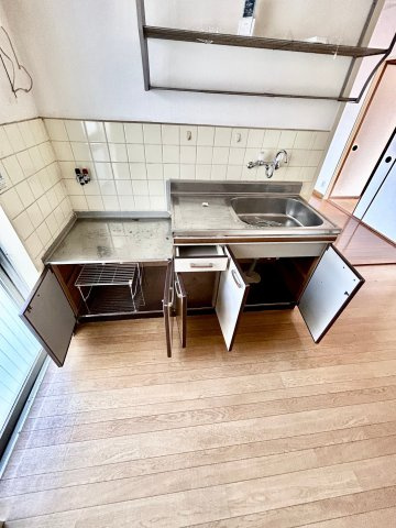 ハイツ丸栄のキッチン|キッチン下収納