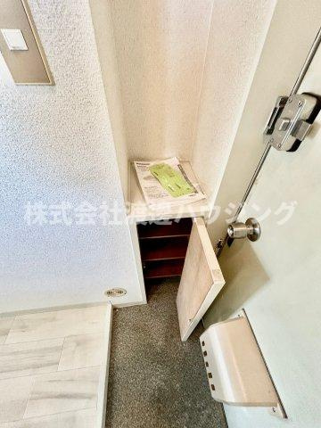 ナオミハイツ3の収納|玄関収納