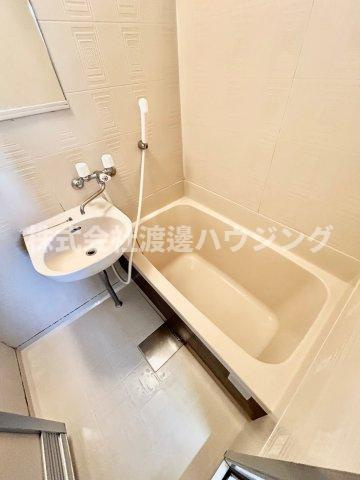 ナオミハイツ3の浴室