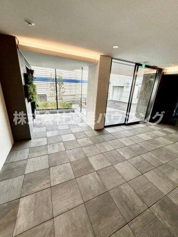 ベルエール江坂のエントランス