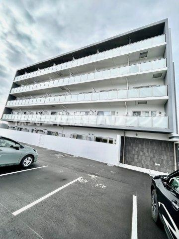 ベルエール江坂の外観