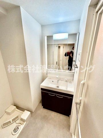 ベルエール江坂の洗面所