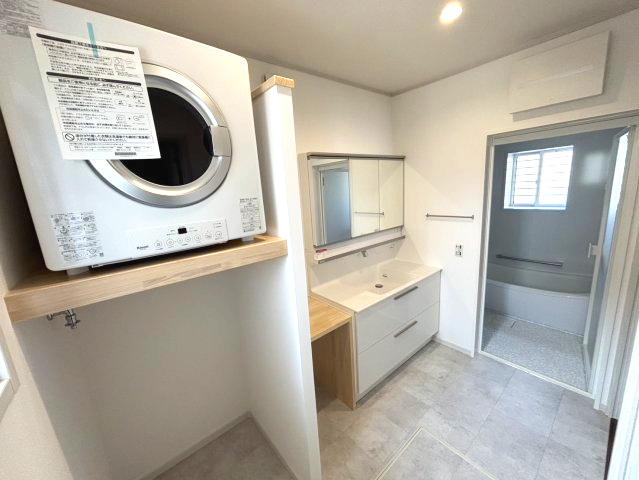 アースタウン松前中央　新築中古戸建　22号棟(残り4区画)のランドリースペース