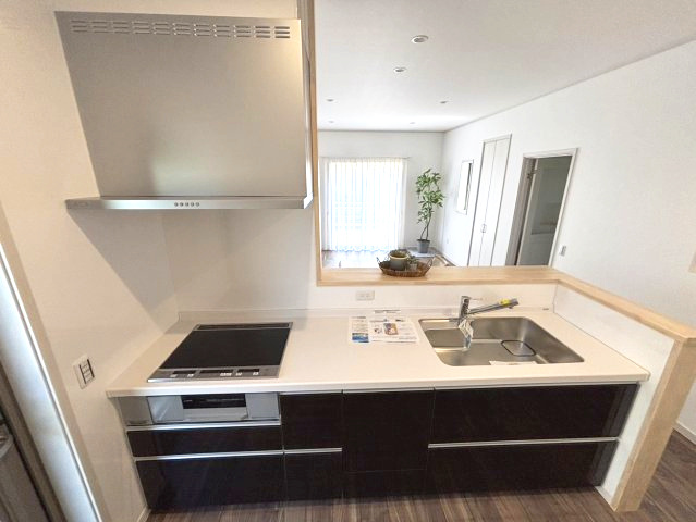 アースタウン松前中央22号棟　新築中古戸建(ラスト1区画)のキッチン|使いやすいキッチンです