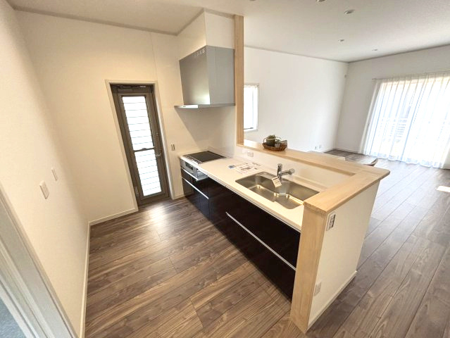 アースタウン松前中央22号棟　新築中古戸建(ラスト1区画)のキッチン|使いやすいキッチンです