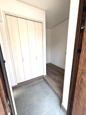 アースタウン松前中央22号棟　新築中古戸建(ラスト1区画)の玄関|毎日通る玄関はこちらです